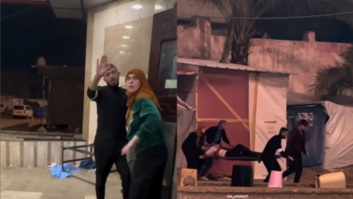 بالفيديو “بطلة خارقة”.. طبيبة فلسطينية شجاعة تجازف بحياتها لإنقاذ مصاب وتثير تفاعلا كبيرا