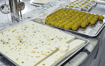 حلويات مكة الشعبية..