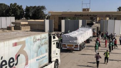 إدخال 243 شاحنة مساعدات إنسانية إلى قطاع غزة عبر ميناء رفح البري