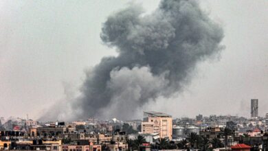 قصف إسرائيلي مكثف على محيط مستشفى «ناصر» في خان يونس