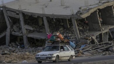 غارات إسرائيلية متواصلة على قطاع غزة توقع عشرات القتلى
