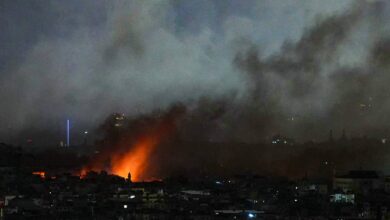 وزير التعليم اللبناني يعلن تعليق الدراسة الحضورية بالمدارس غداً في بيروت