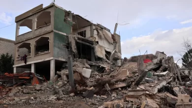 إسرائيل تشن هجوماً جوياً مع قصف مدفعي على جنوب لبنان
