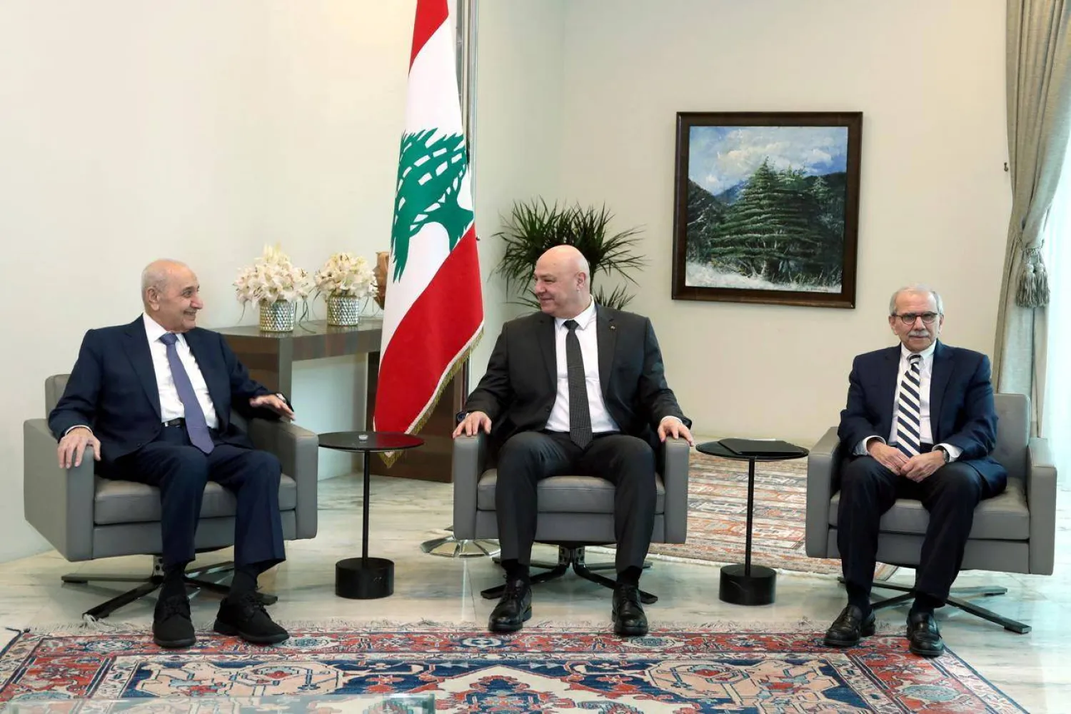 «الوزير الخامس» يؤجل ولادة الحكومة اللبنانية