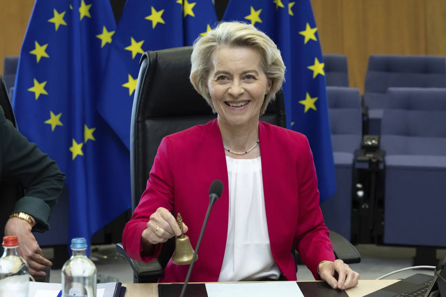 فون دير لاين تندد بالضربة الإسرائيلية «البغيضة» على مدرسة في غزة