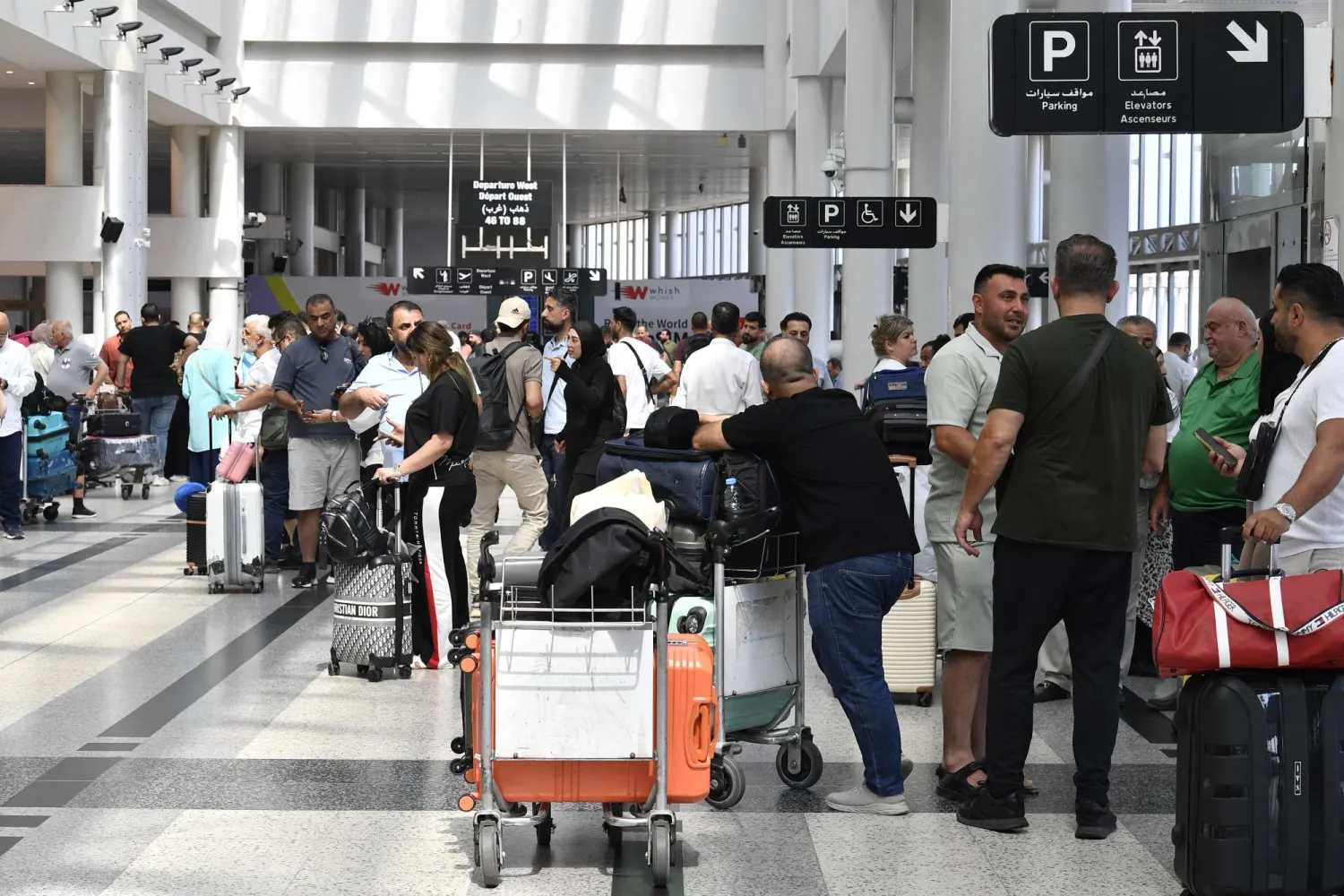 الهجوم الإسرائيلي على إيران يُربك لبنان